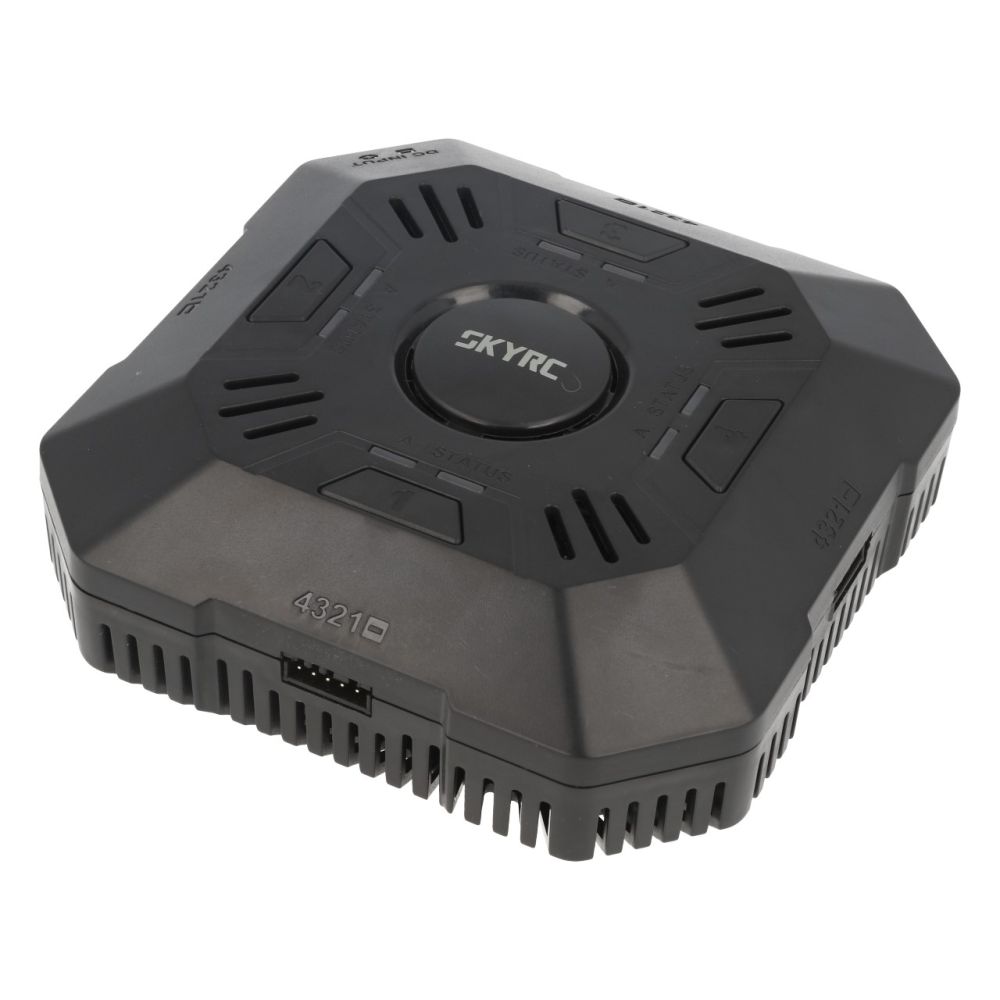 SkyRC SK100140 E4Q Li-Po Quad Ladegerät 12-26V SkyRC SK100140