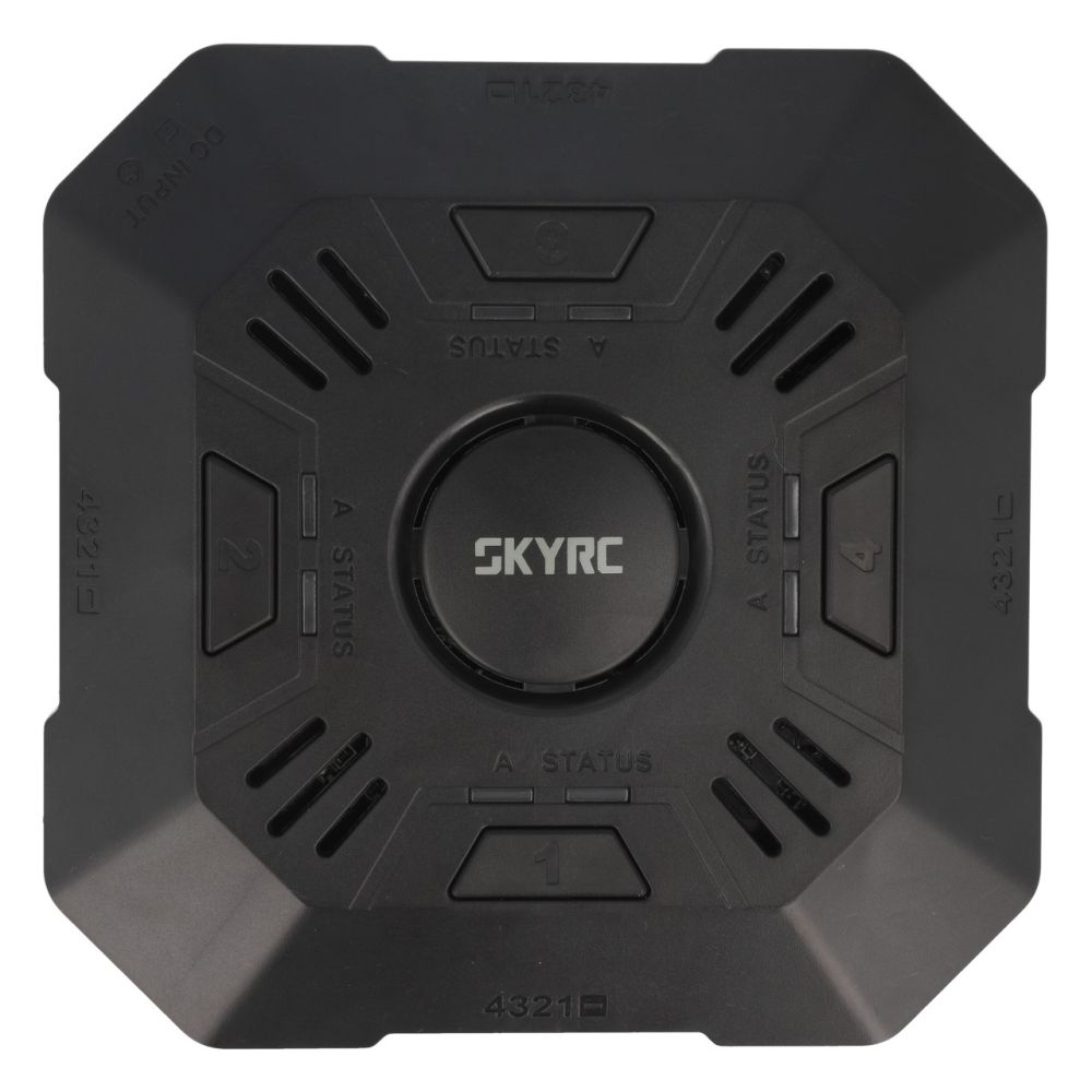 SkyRC SK100140 Detail 1 