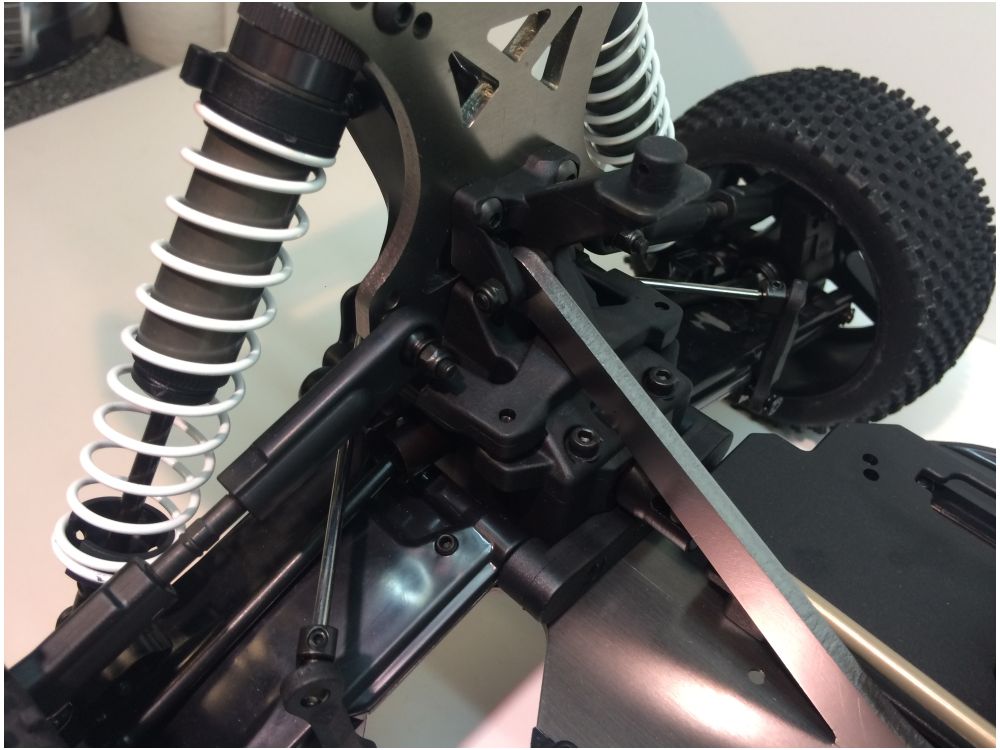 Team Magic TM560011B-A B8ER 1:8 Buggy 4S-BL Roller Detail 6 Team Magic TM560011B-A Detail 6