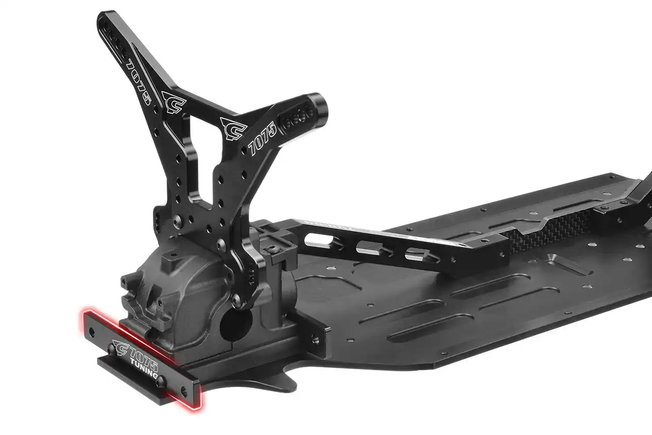 Corally C-00180-680 Querlenkerhalterung RR Alu T6 3mm hart schwarz Detail 2 Corally C-00180-680 Detail 2