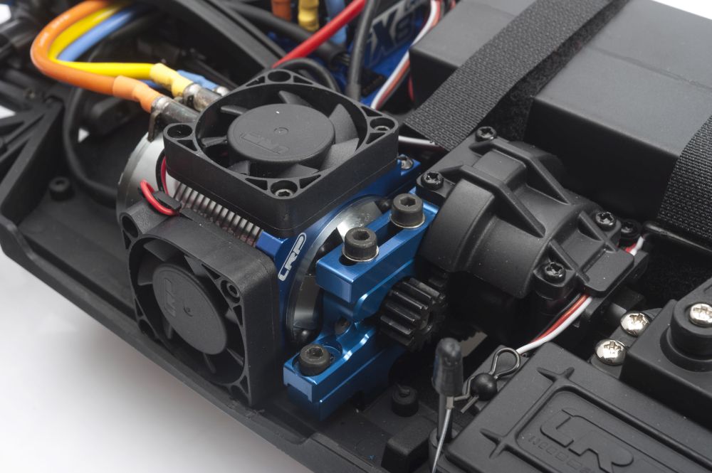 LRP 501816 Duo-Lüfterhalter für 41mm Motoren Detail 6 LRP 501816 Detail 6
