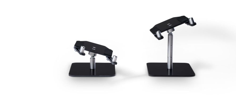 CARSON 500530938 1:10 Präsentationsstand Glasfaser Detail 3 CARSON 500530938 Detail 3