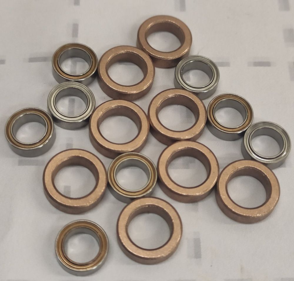 df Models 7621 Kugellager 9,5x6,3x3 (8), Gleitlager 12x8x3,5 (8) df Models 7621