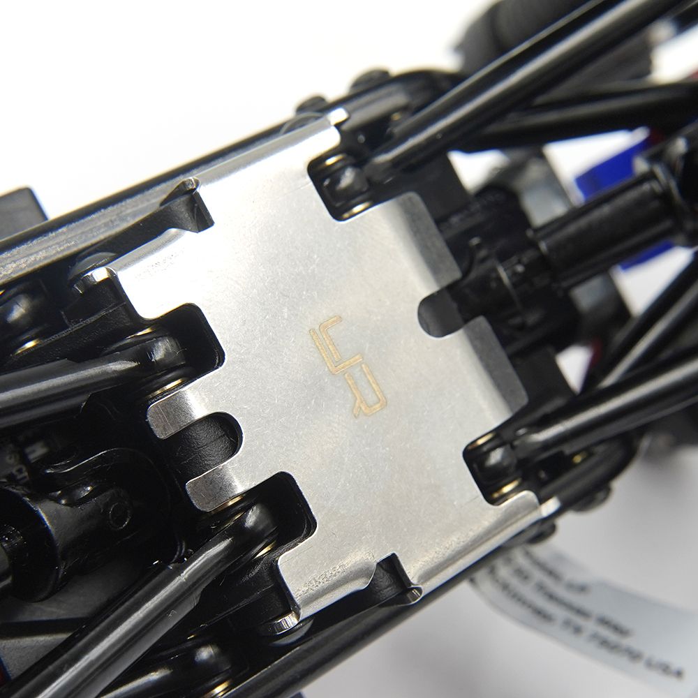 Yeah Racing TR4M-009SV TRX-4M Stahl-Skidplates (3) Detail 2 Yeah Racing TR4M-009SV Detail 2