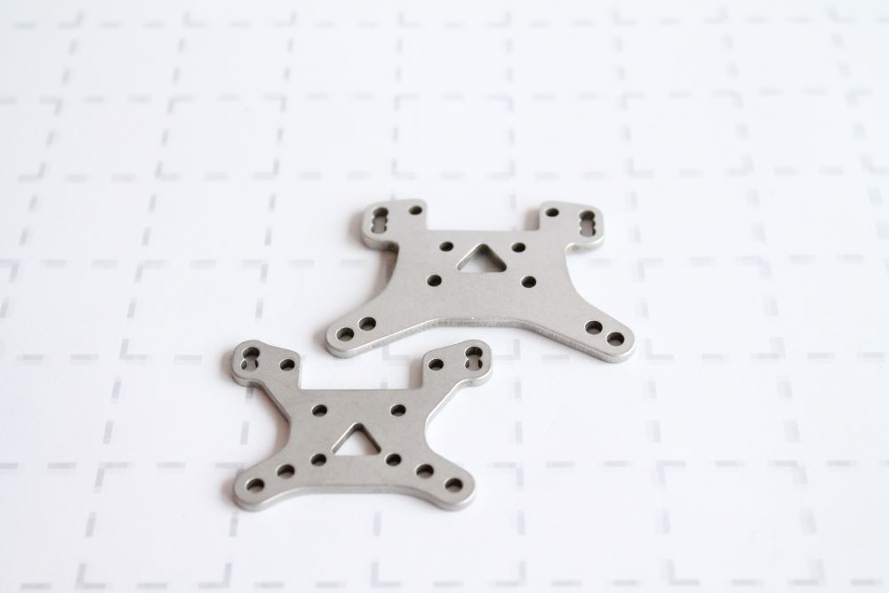 df Models 7412 Stoßdämpferbrücken vorne+hinten zu 3120 df Models 7412