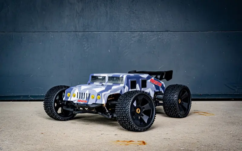 Absima 13103W-BLACK ABSIMA Guardian / Torch 1:8 4WD Brushless Stunt Truck 2-in-1 RTR weiss/schwarz Detail 2 Absima 13103W-BLACK Detail 2